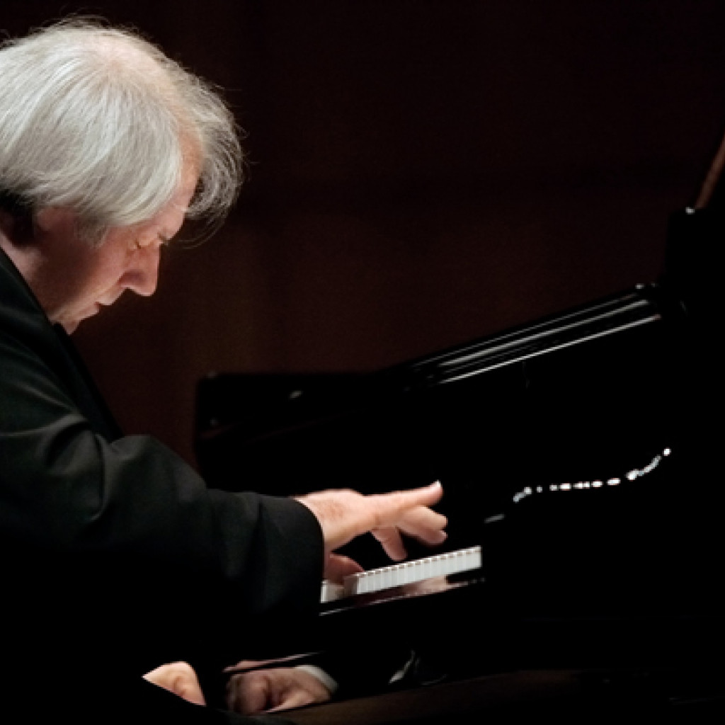 Grigory Sokolov Overview Deutsche Grammophon