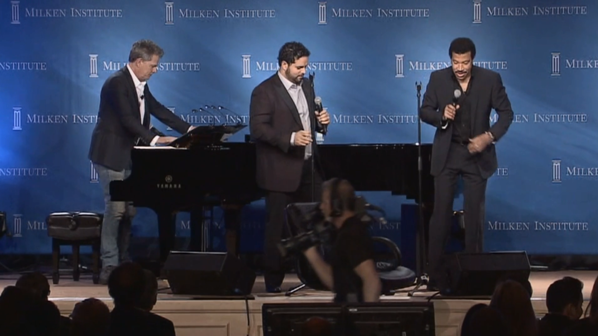 Live-Performance mit Lionel Richie & David Foster