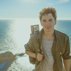Julian Le Play Presse 5