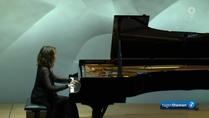 Hélène Grimaud - ein Weltstar am Flügel (tagesthemen)