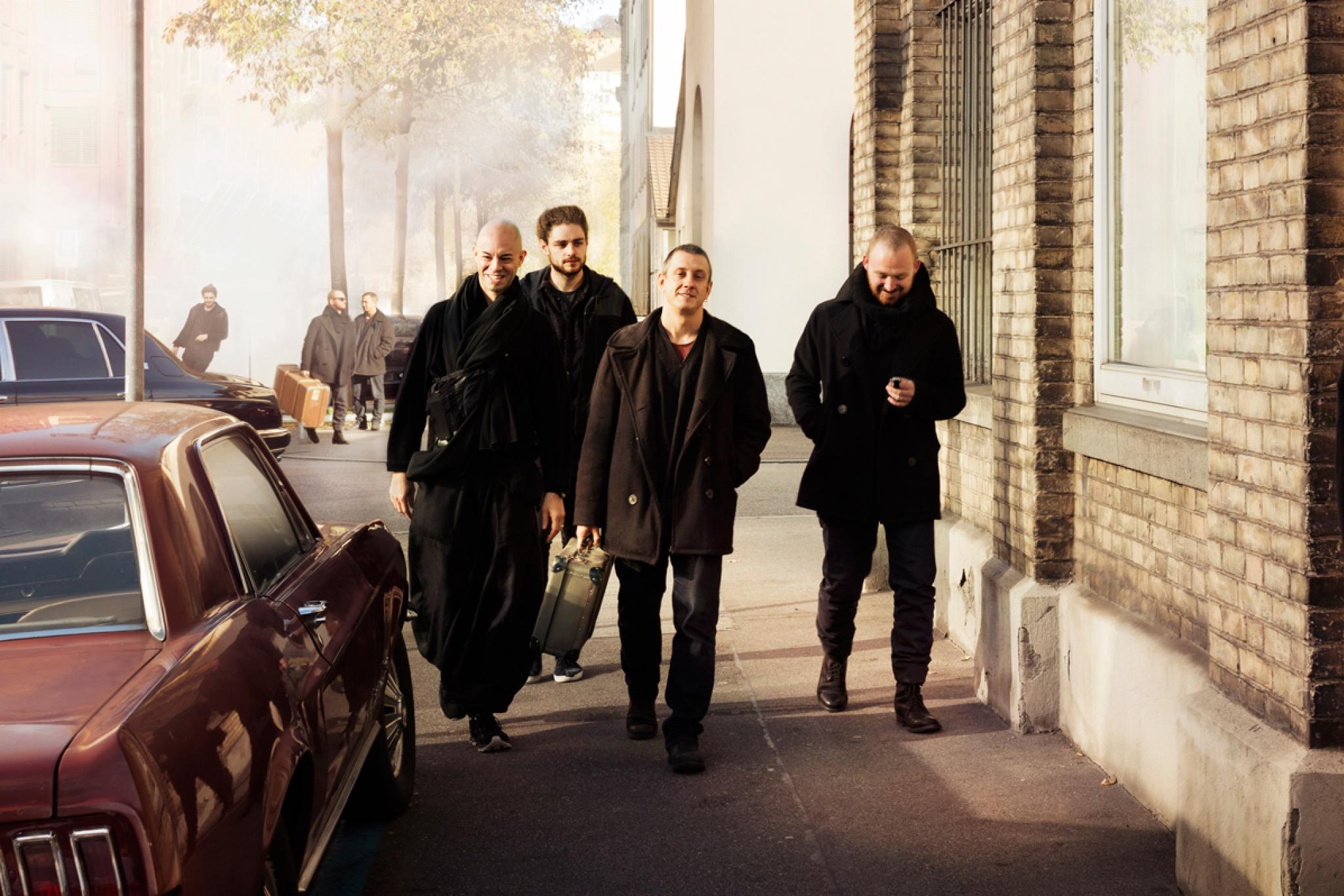 Nik Bärtsch's Mobile: Nik Bärtsch, Nicolas Stocker, Kaspar Rast, Sha