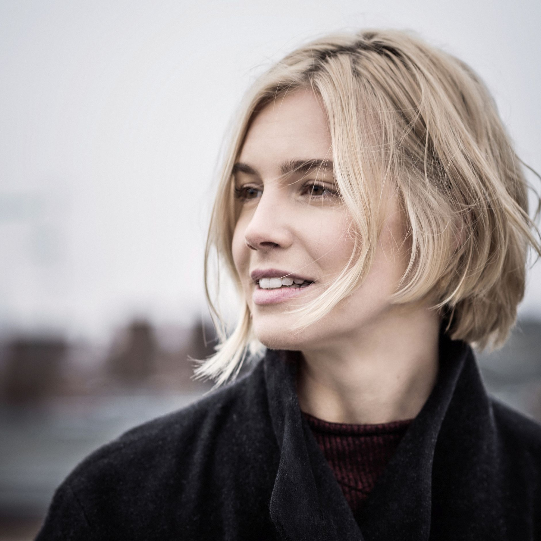 Julia Kadel Trio - Über Und Unter - 2016