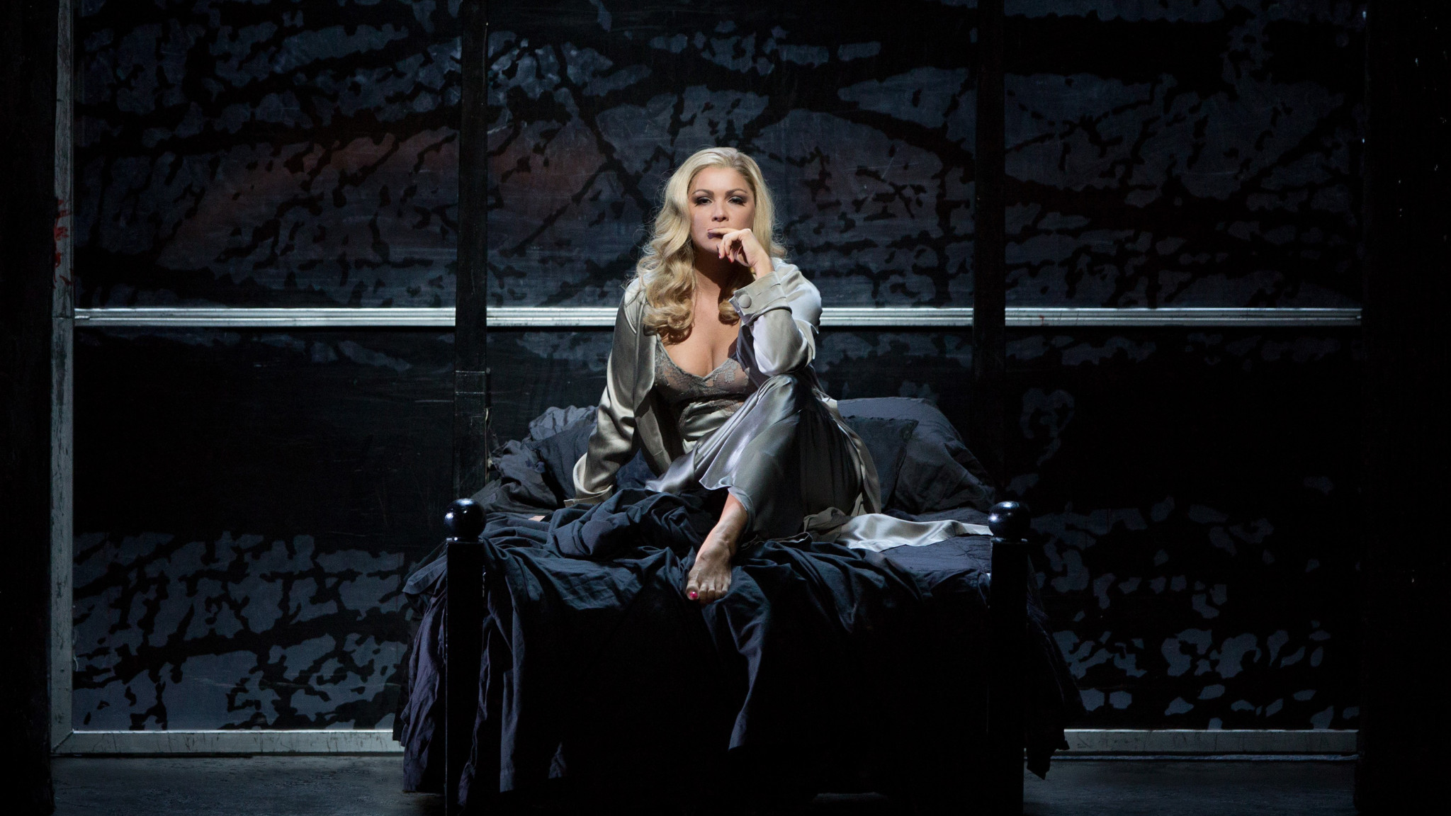 Anna Netrebko in Verdis Macbeth an der Metropolitan Opera