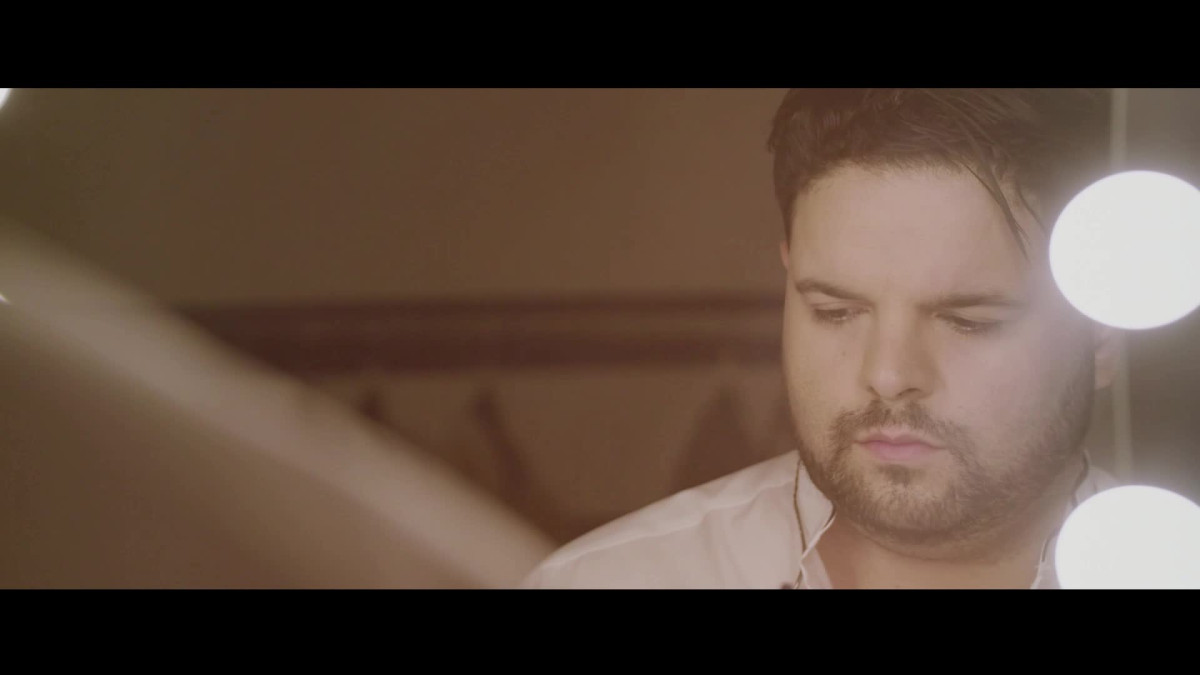 Vivere (Webisode 1)