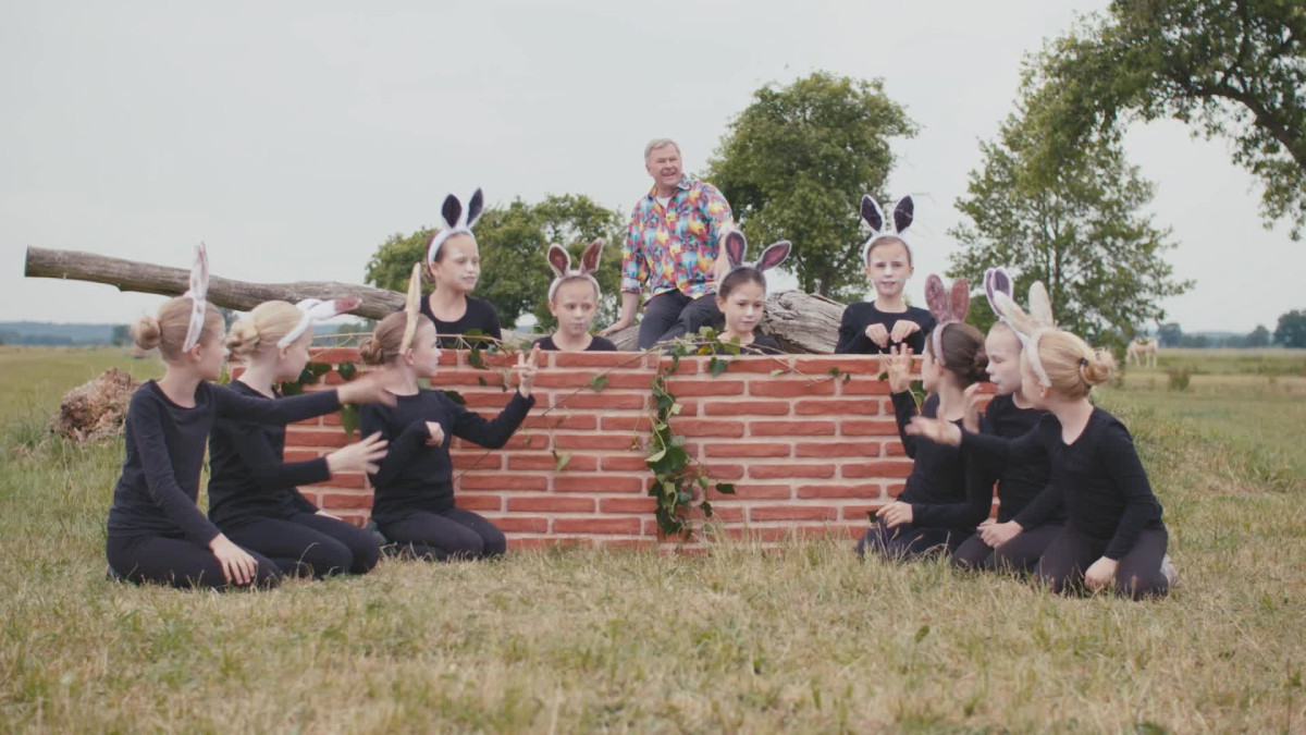 Die Osterhasen-Familie