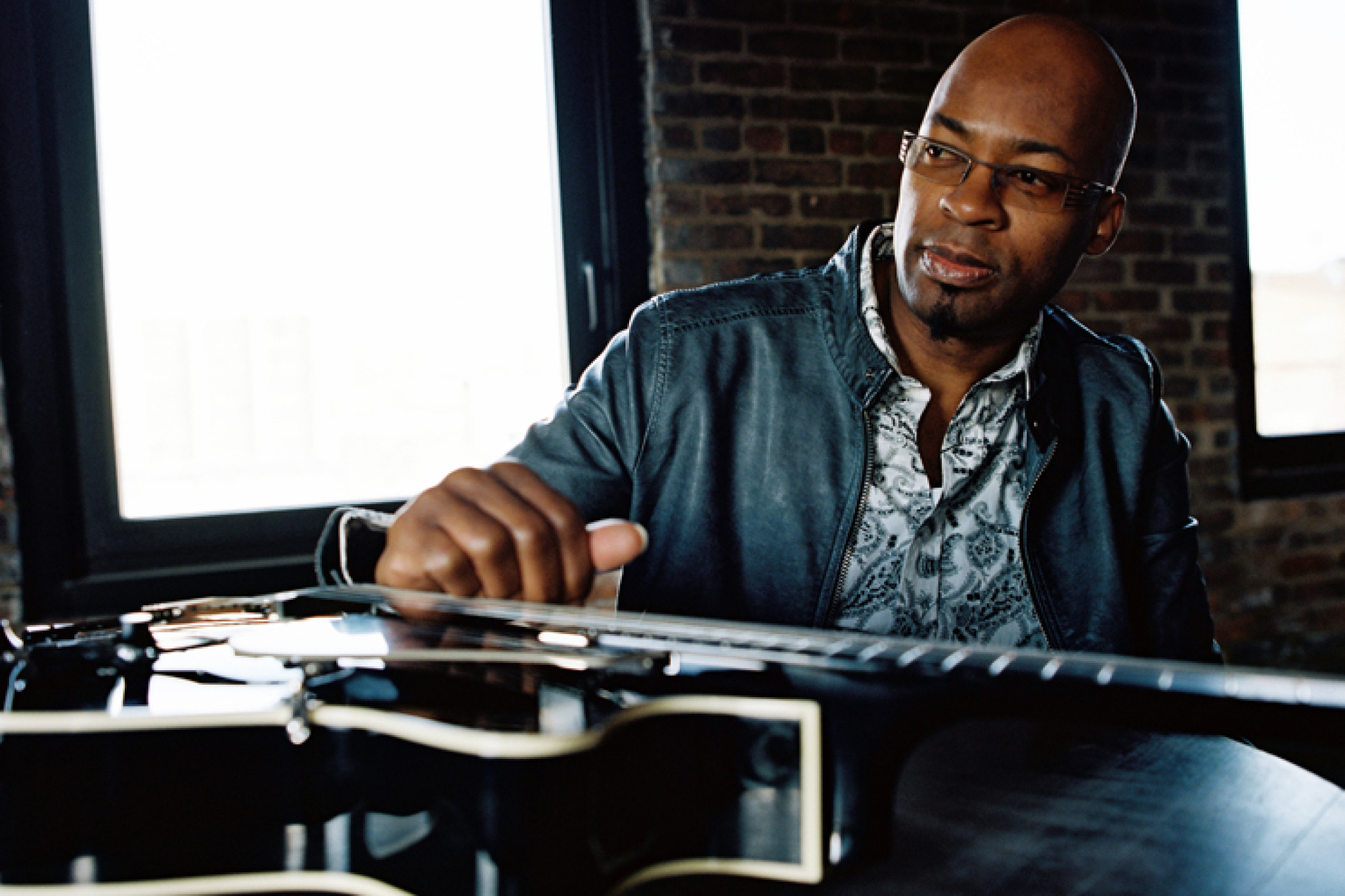 Konzert-Tipp - Lionel Loueke Trio findet live perfekte Balance zwischen Subtilität und Explosivität