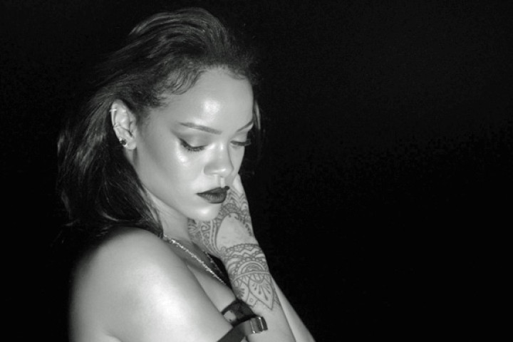 Rihanna - Kiss It Better