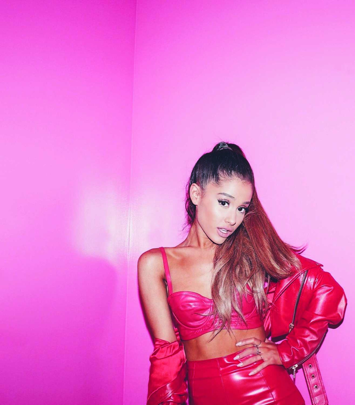 Ariana Grande 2016