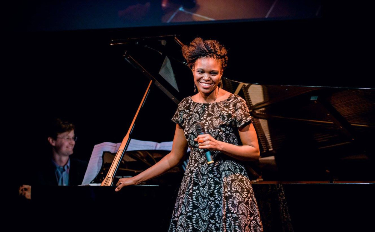 Pumeza Matshikiza, Yellow Lounge