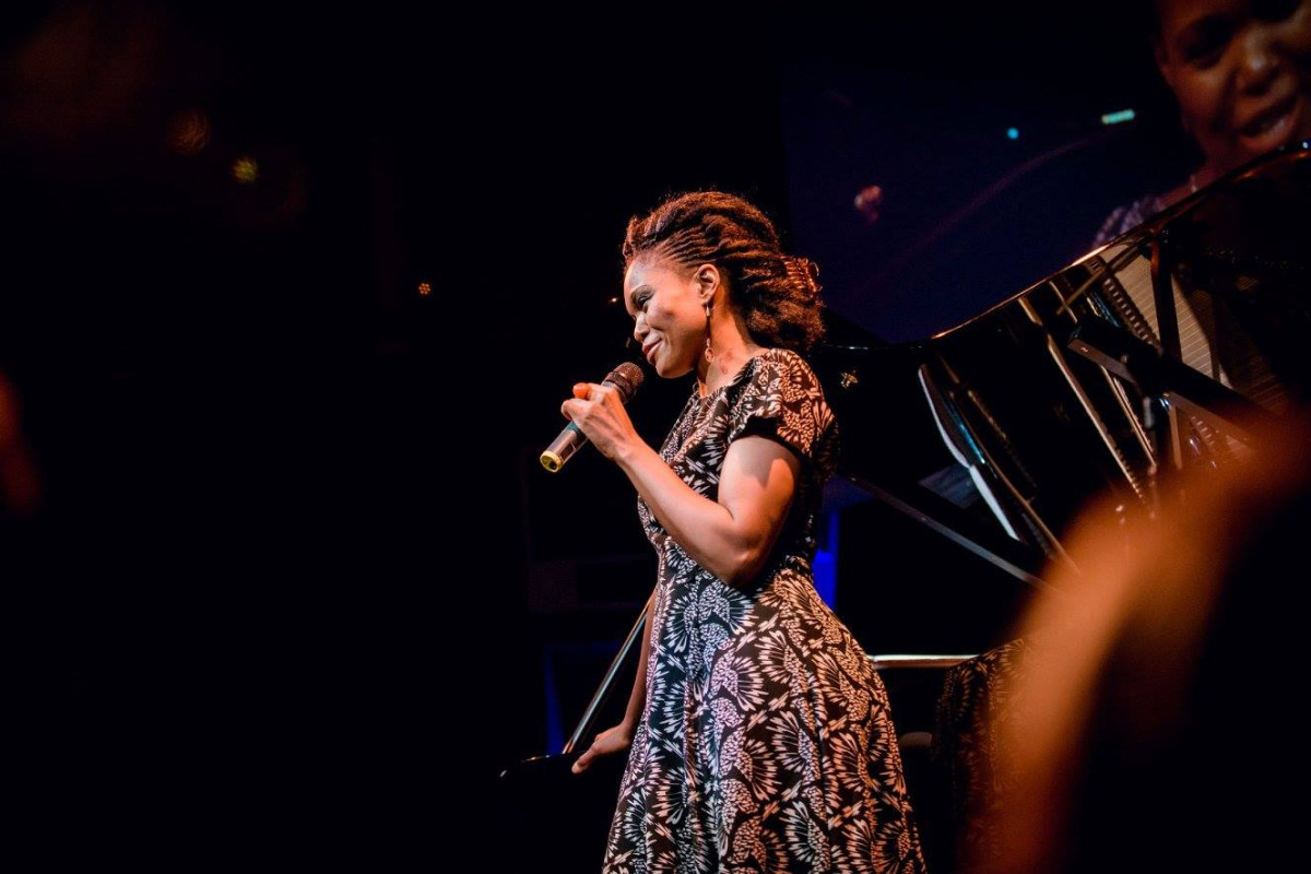 Pumeza Matshikiza, Yellow Lounge