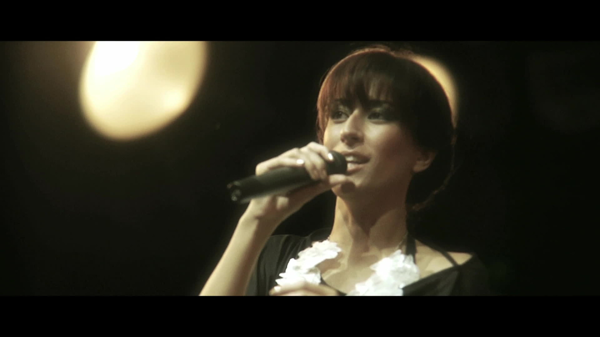 Nao E Um Fado Normal