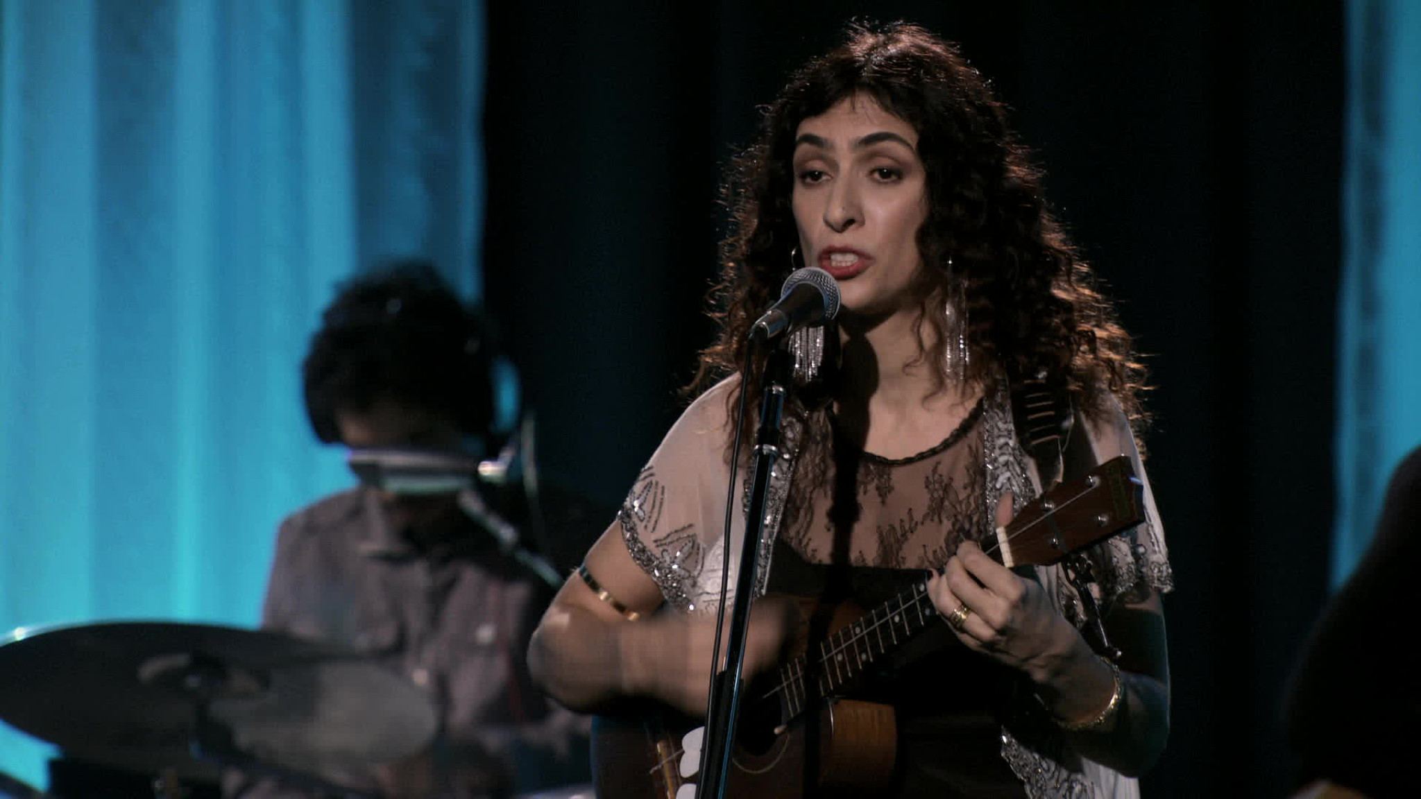 Ilusao feat. Julieta Venegas (Live in São Paulo, 2011)