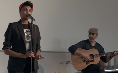 "Don't Be So Shy" (Akustik @ ZEITkonferenz)