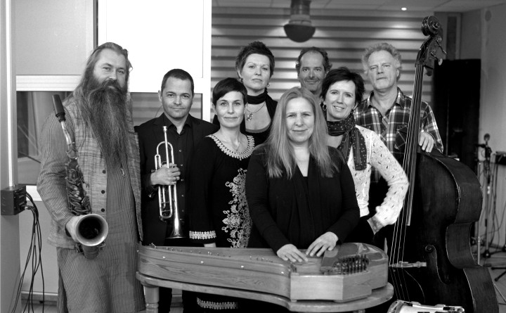 Trygve Seim, Arve Henriksen, Anna Maria Friman, Linn Andrea Flugseth, Sinikka Langeland, Markku Ouanskari, Berit Opheim, Anders Jormin