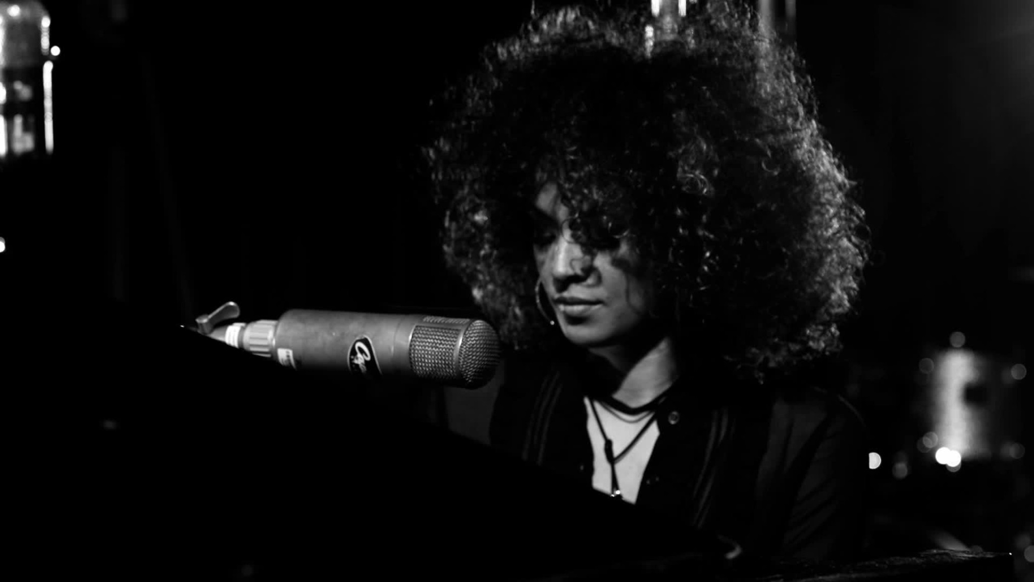 Place To Hide (1 Mic, 1 Take)