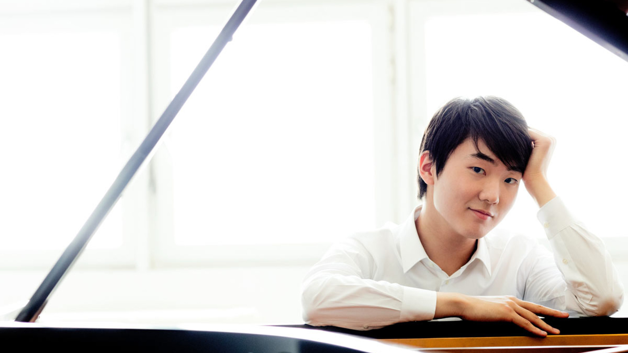 "Chopin spricht direkt das Herz an" – Seong-Jin Cho spielt Chopins Klavierkonzert Nr. 1