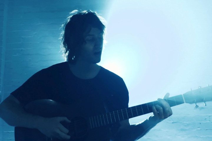 Waves (Live At The Commune, Waterloo)