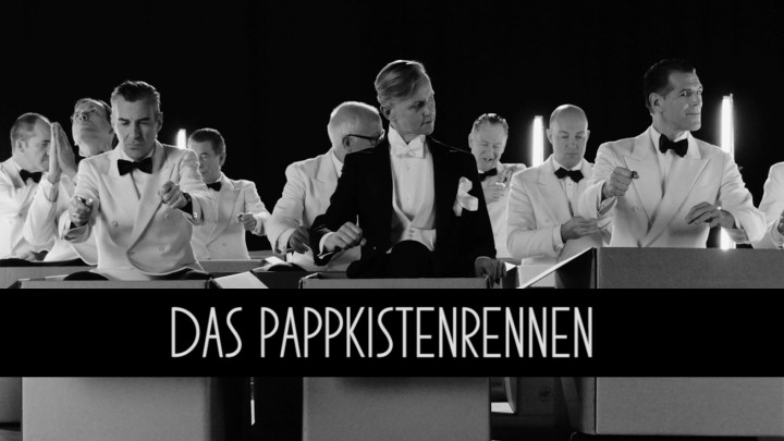 Max Raabe & Palast Orchester - Das Pappkistenrennen