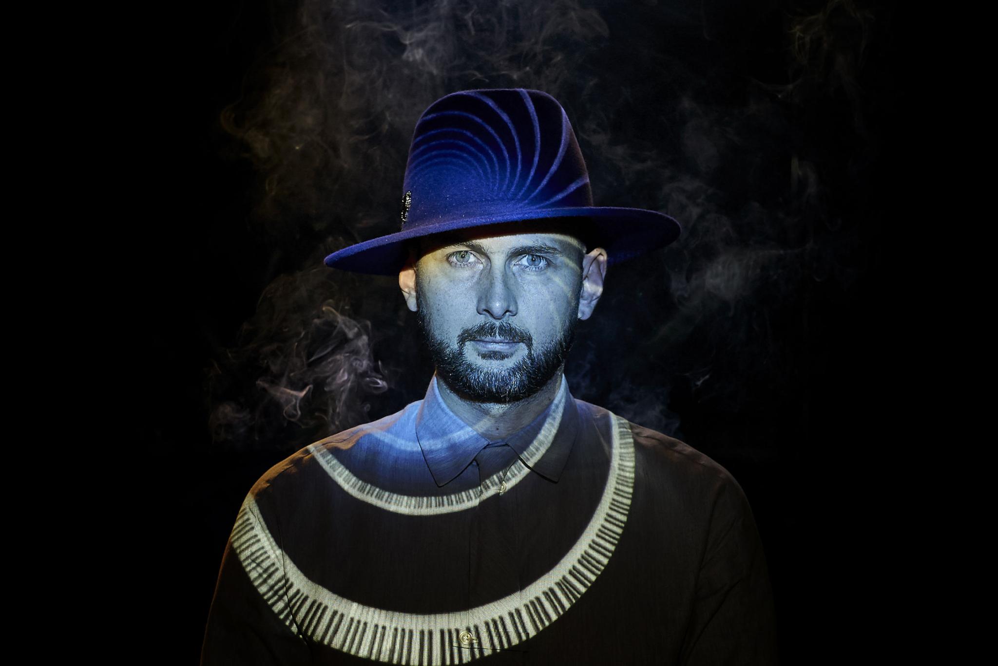 Vom Wunderkind zur neuen Jazz-Hoffnung – Videopremiere von Aron Ottignon