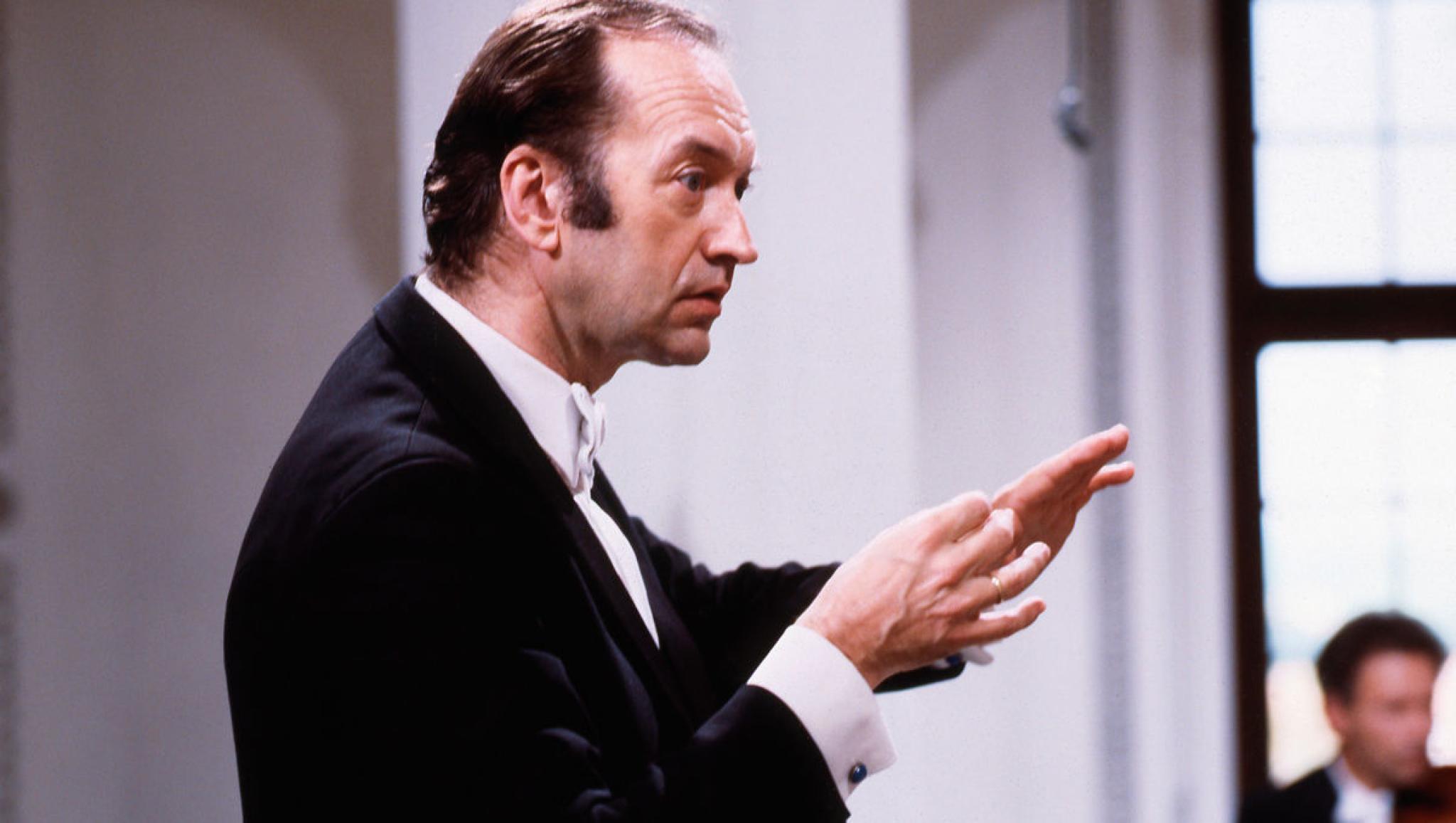 11 Fakten über Dirigenten: Nikolaus Harnoncourt