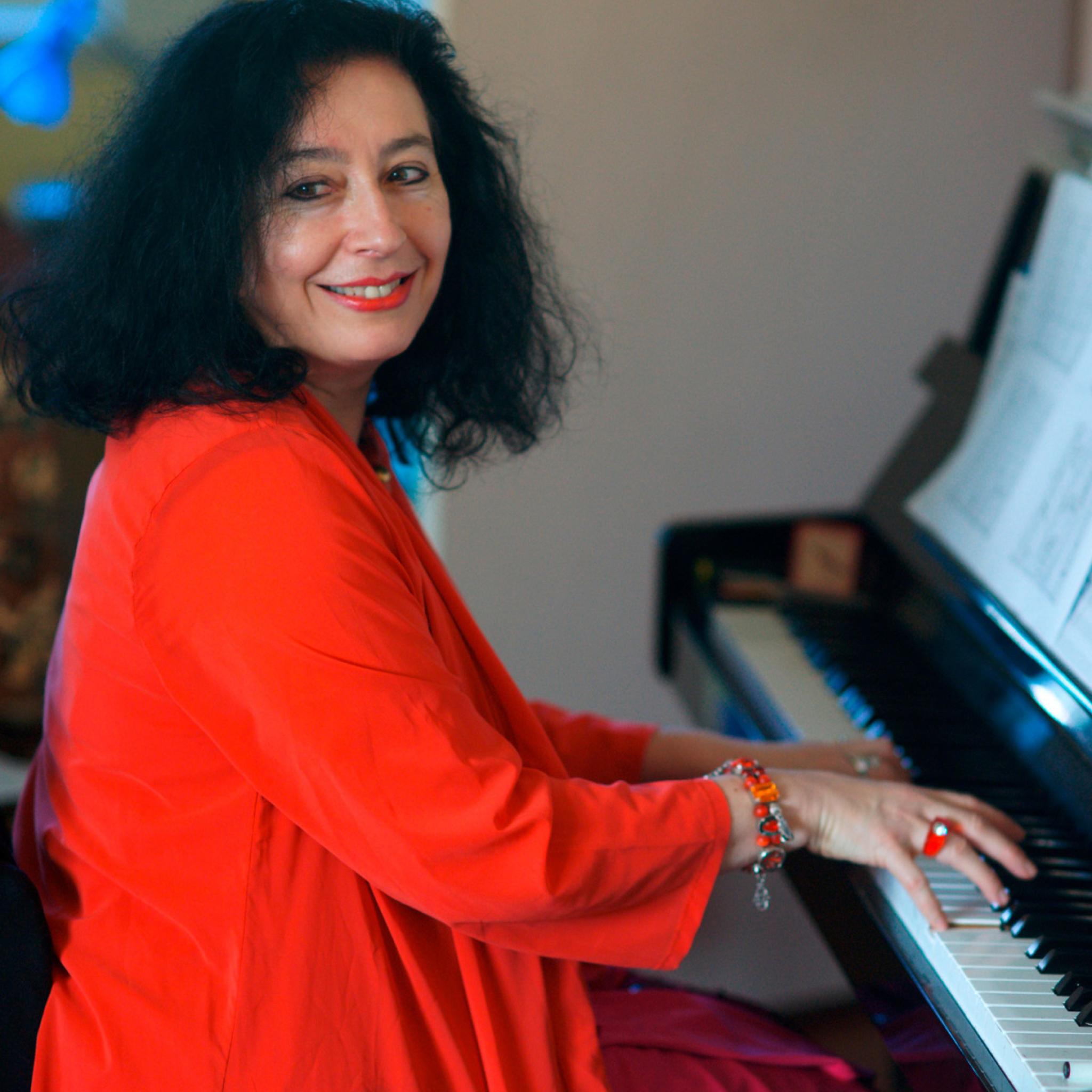 Elena Kats-Chernin