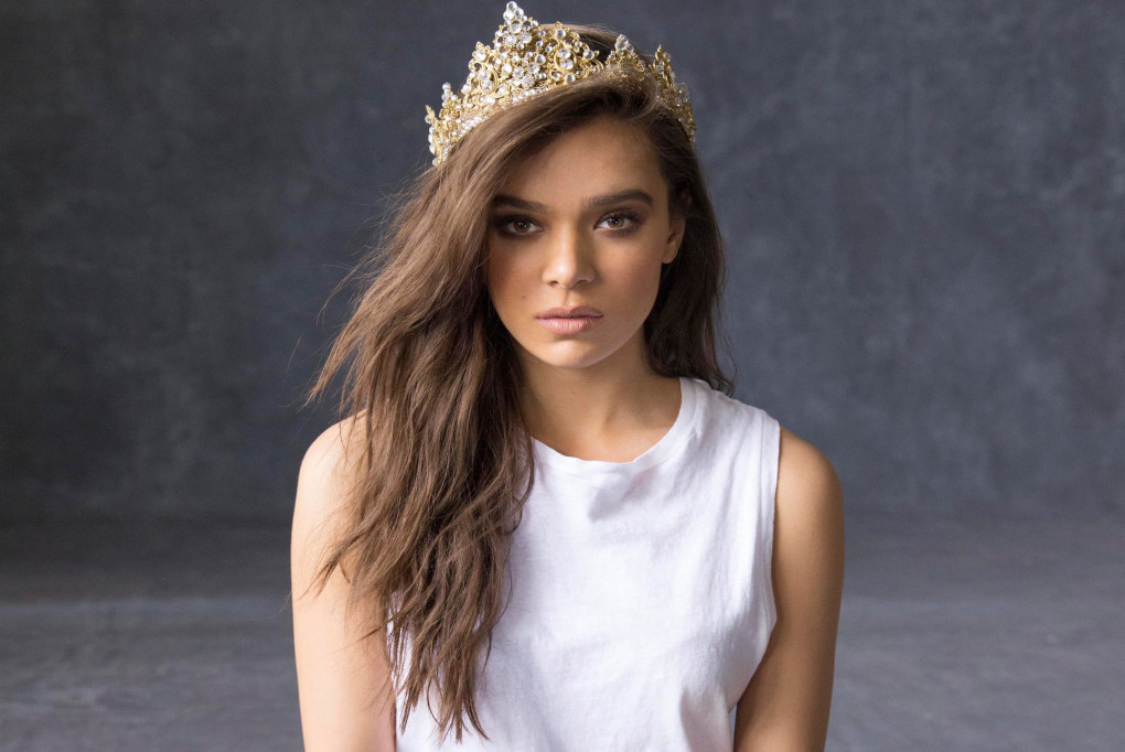Hailee Steinfeld 2017