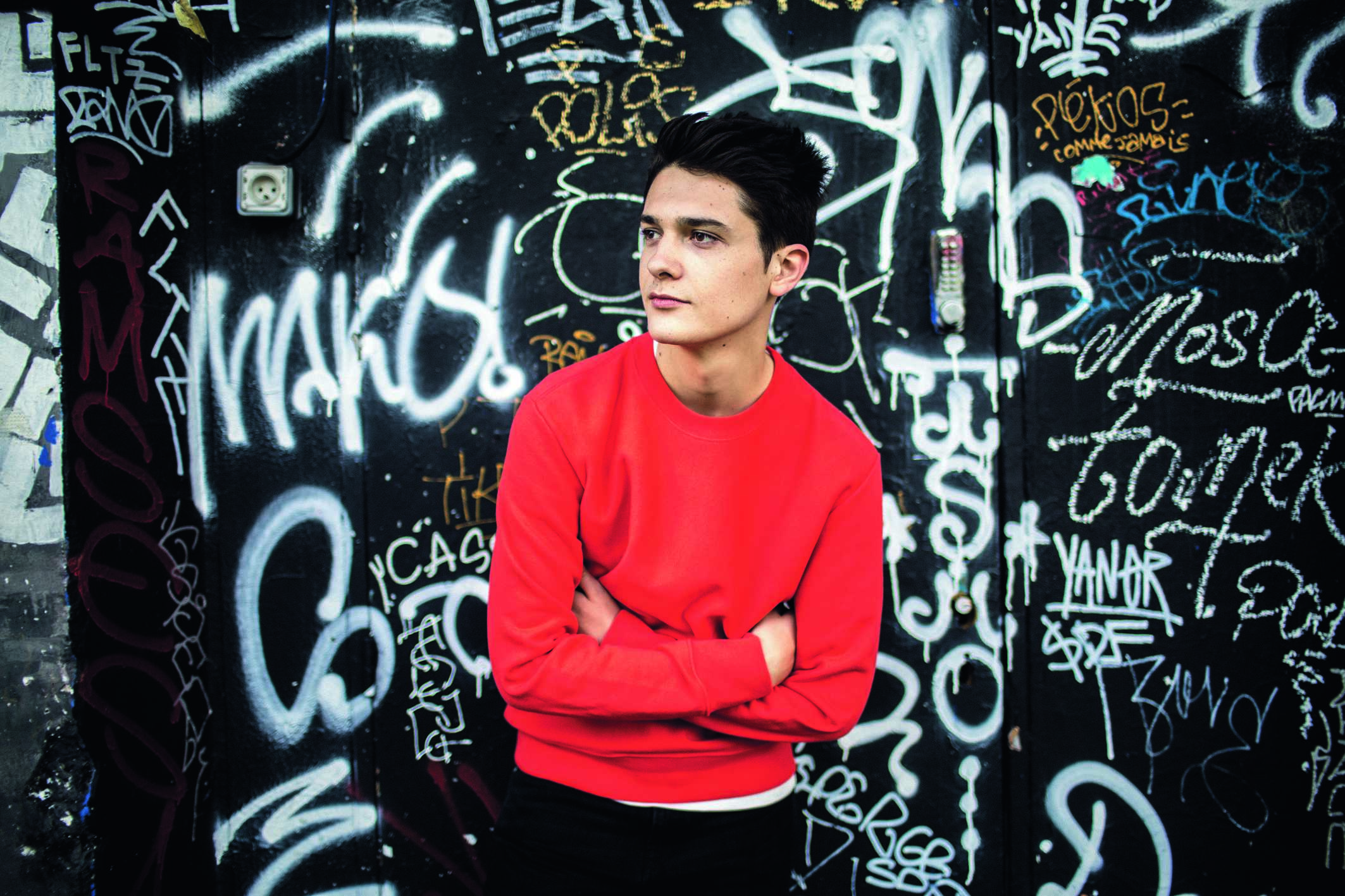 This girl. Кунгс. Kungs французский диджей. Kungs тату. I feel so Bad Kungs, Ephemerals.