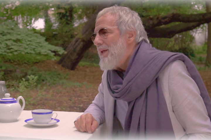 "The Laughing Apple" (Trailer)