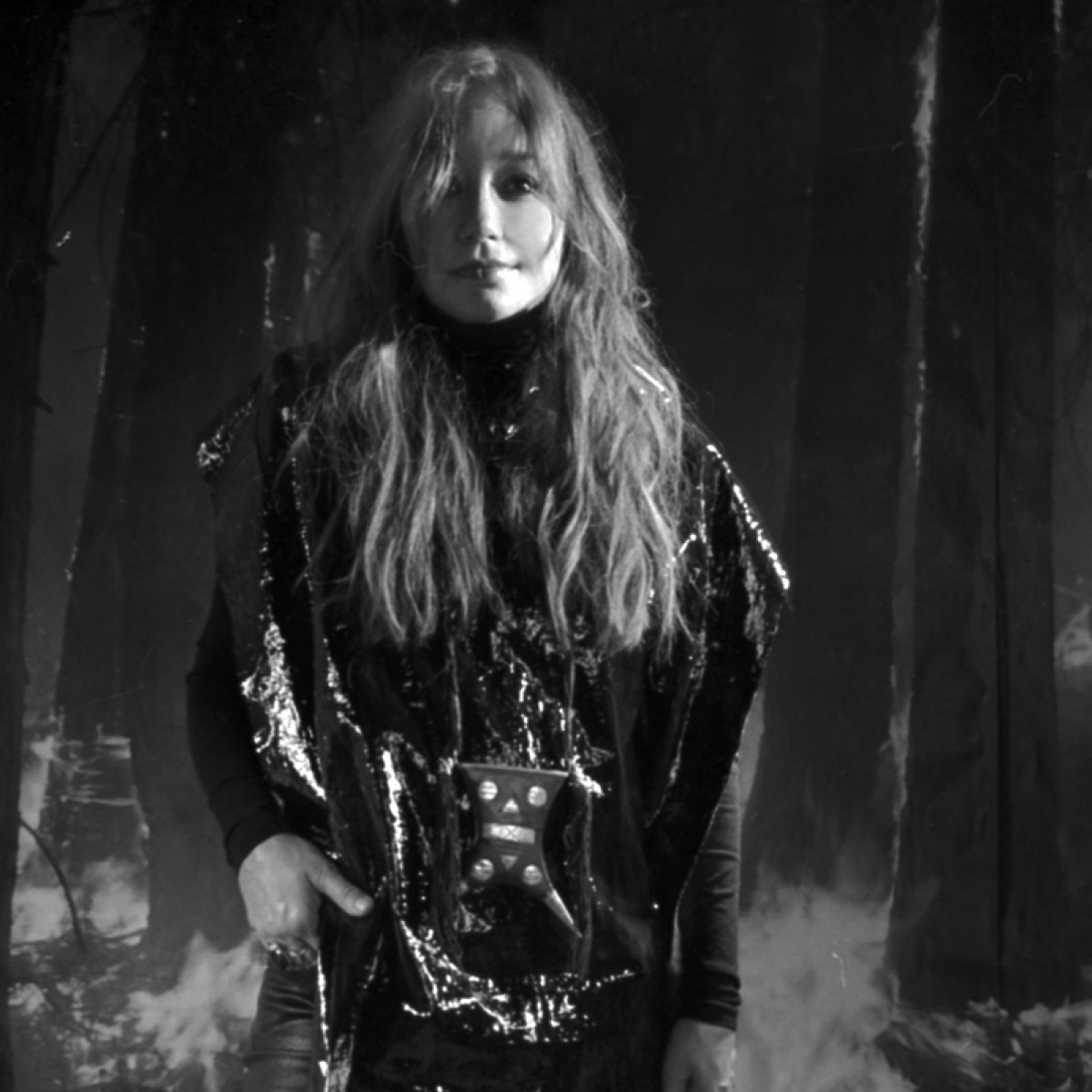Native Invader Tori Amos - Photo Gallery | Deutsche Grammophon