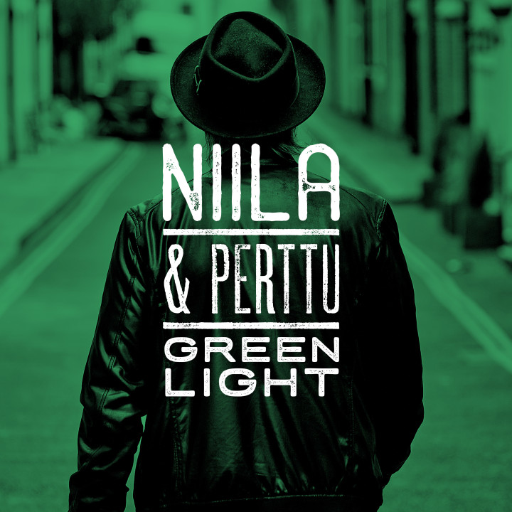 Niila & Perttu Green Light