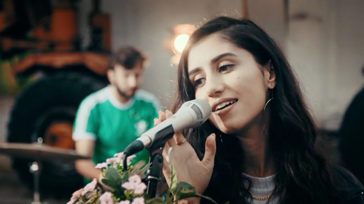 Words (vevo dscvr)