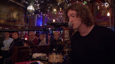 Waves (Live bei Inas Nacht)
