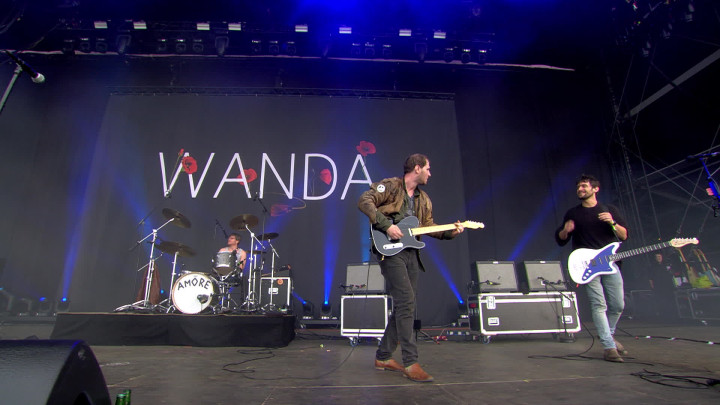 Wanda Video Bussi Baby Live Lollapalooza Berlin 17