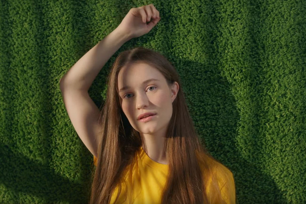 Sigrid - Video - Strangers