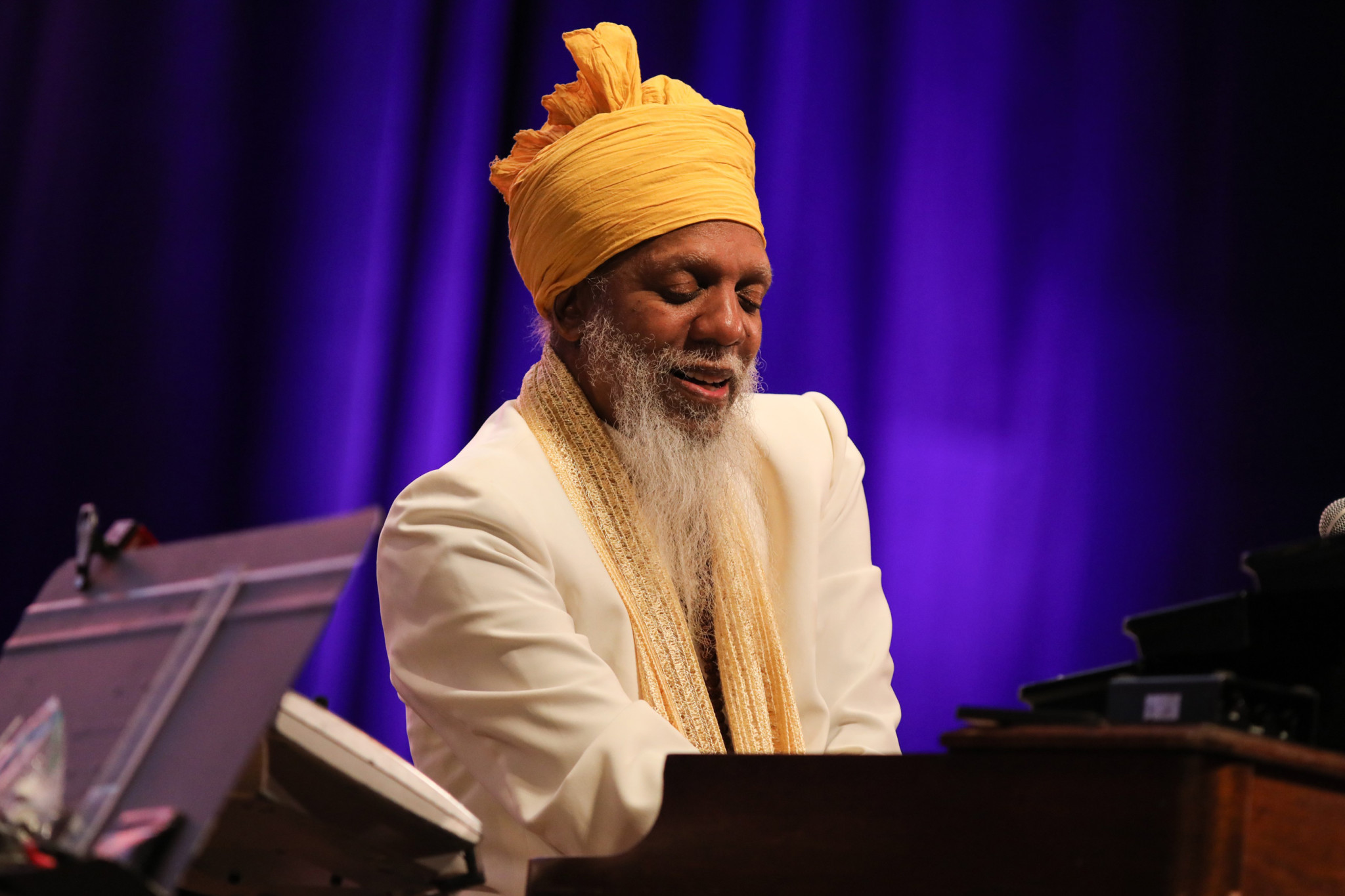 Dr. Lonnie Smith - All In My Mind