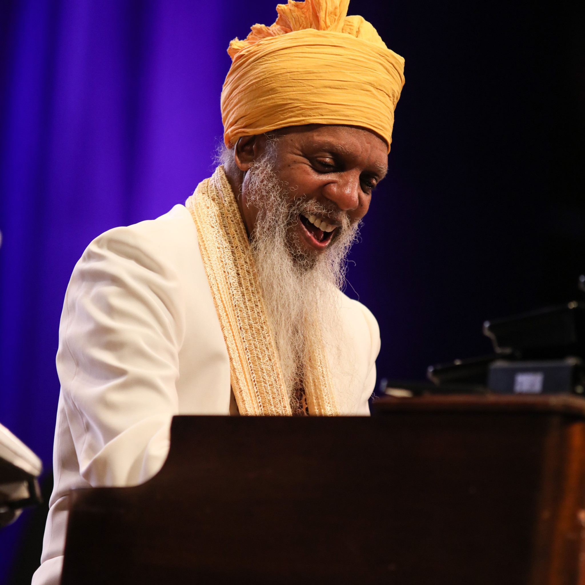 Dr. Lonnie Smith - All In My Mind