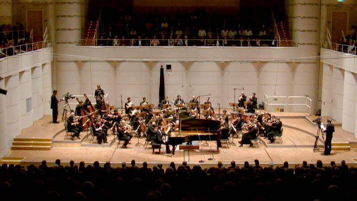 Chopin: Concerto For Piano And Orchestra No. 1 in E Minor, Op. 11 (Arr. By Mikhail Pletnev), 3. Rondo. Vivace