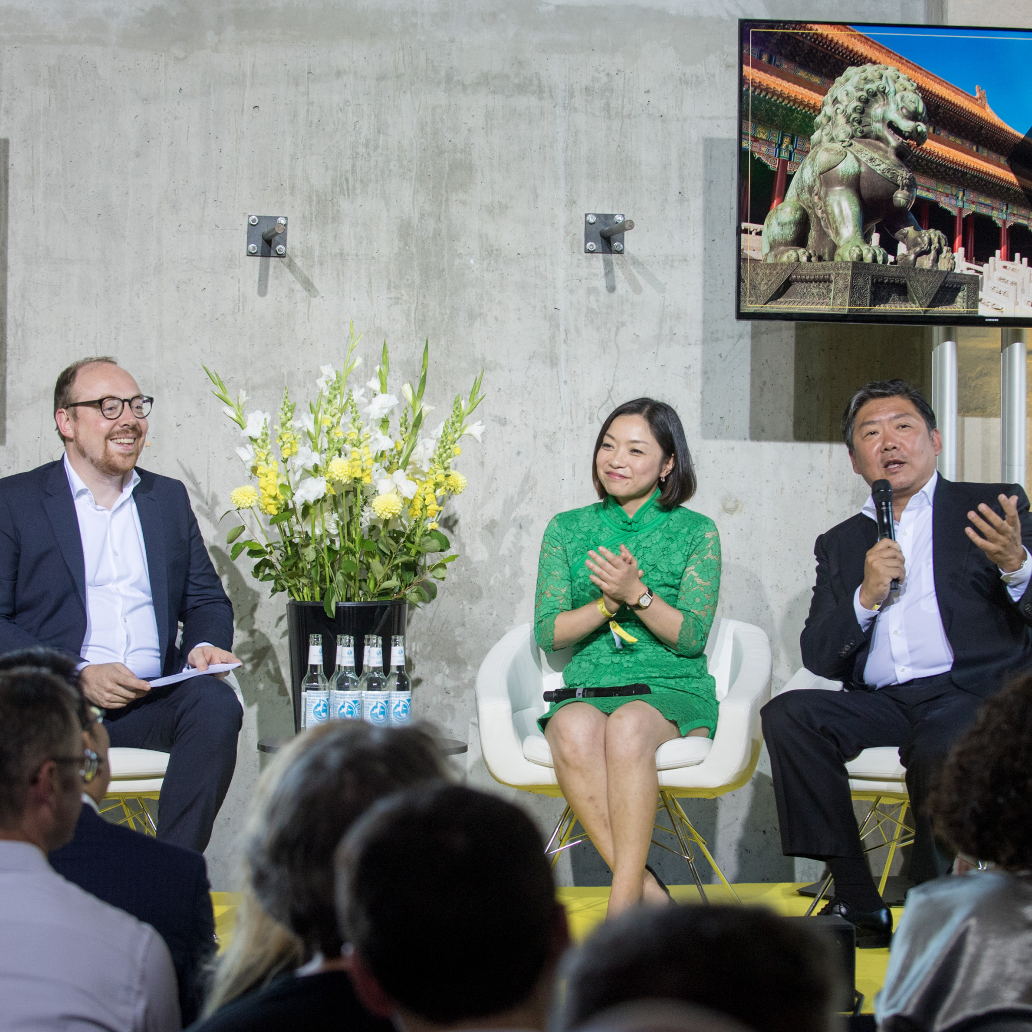 Clemens Trautmann, Fedina Zhou, Long Yu