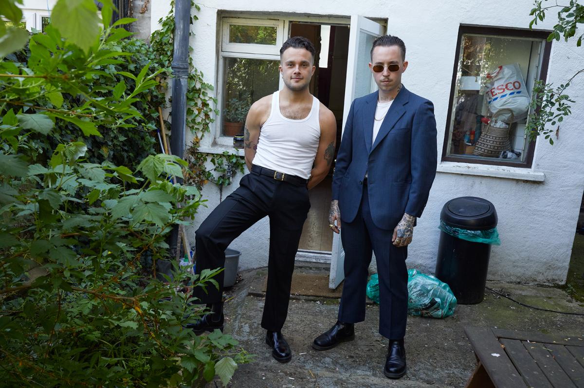 Slaves 2018