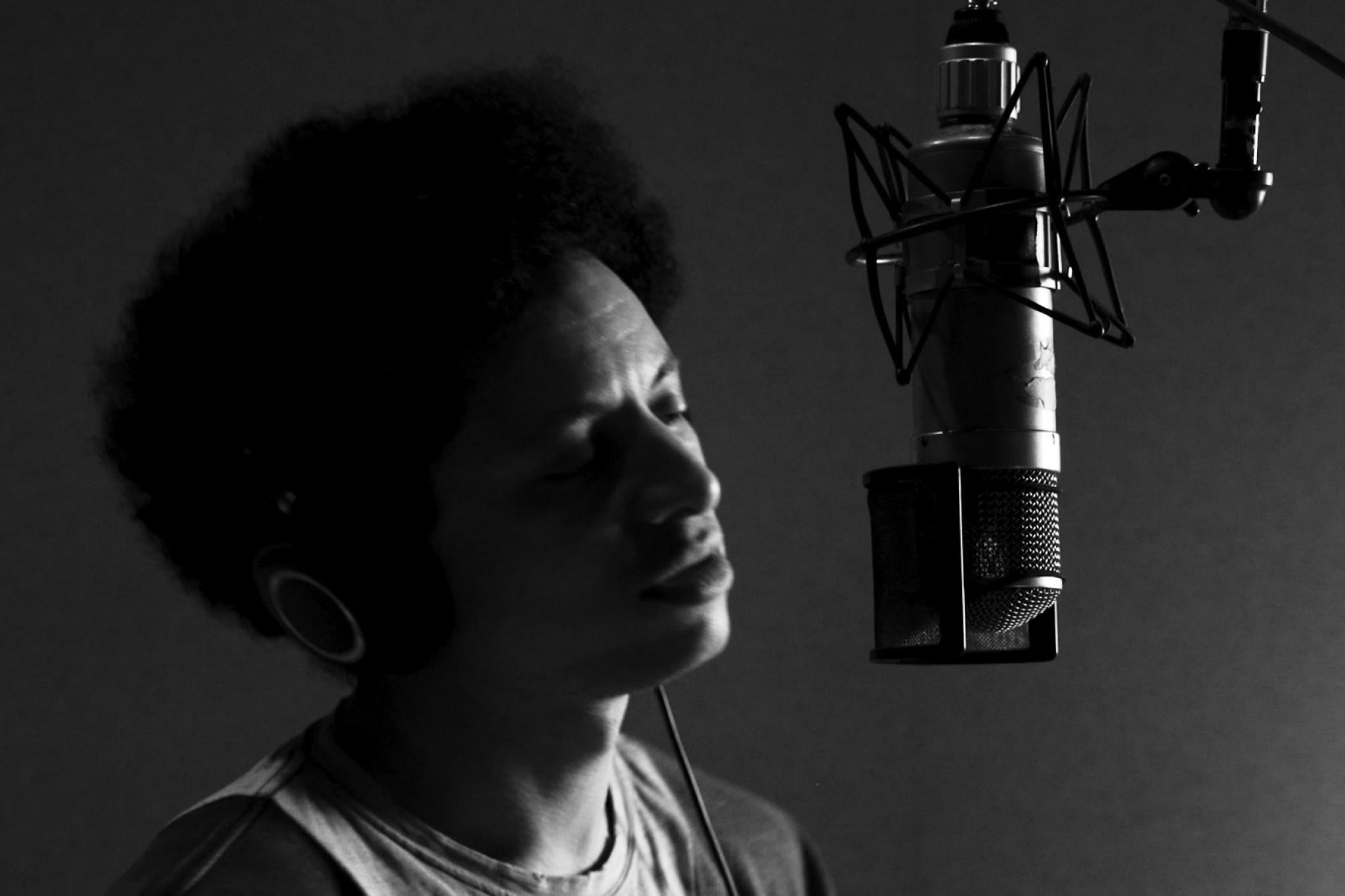 Jose James und Don Was über "Lean On Me" (Trailer)