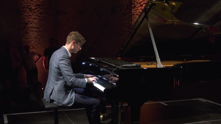 Bach: Präludium und Fuge in D-Dur (Live from Yellow Lounge Berlin)