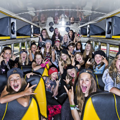 Kids On Stage Bus innen (002)