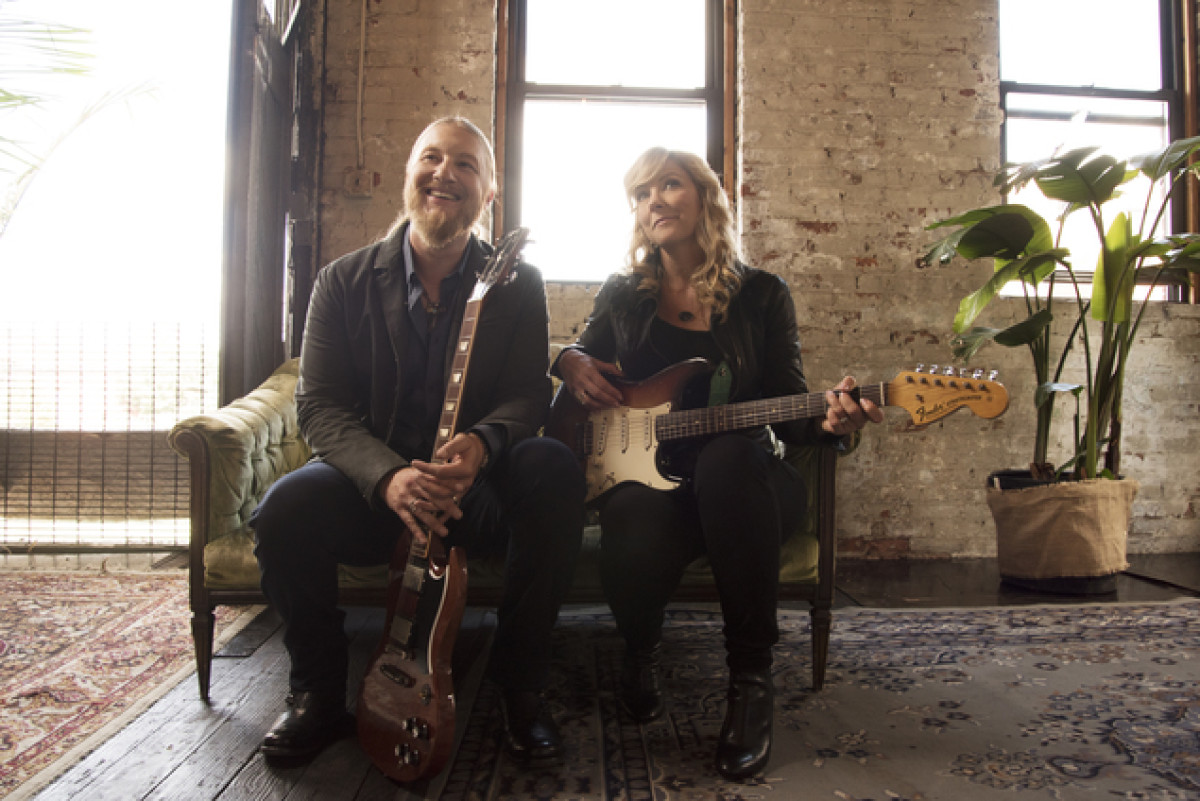 TTB_PublicityPhoto_Credit_ShervinLainez_Duo_Color_GeneralUse1