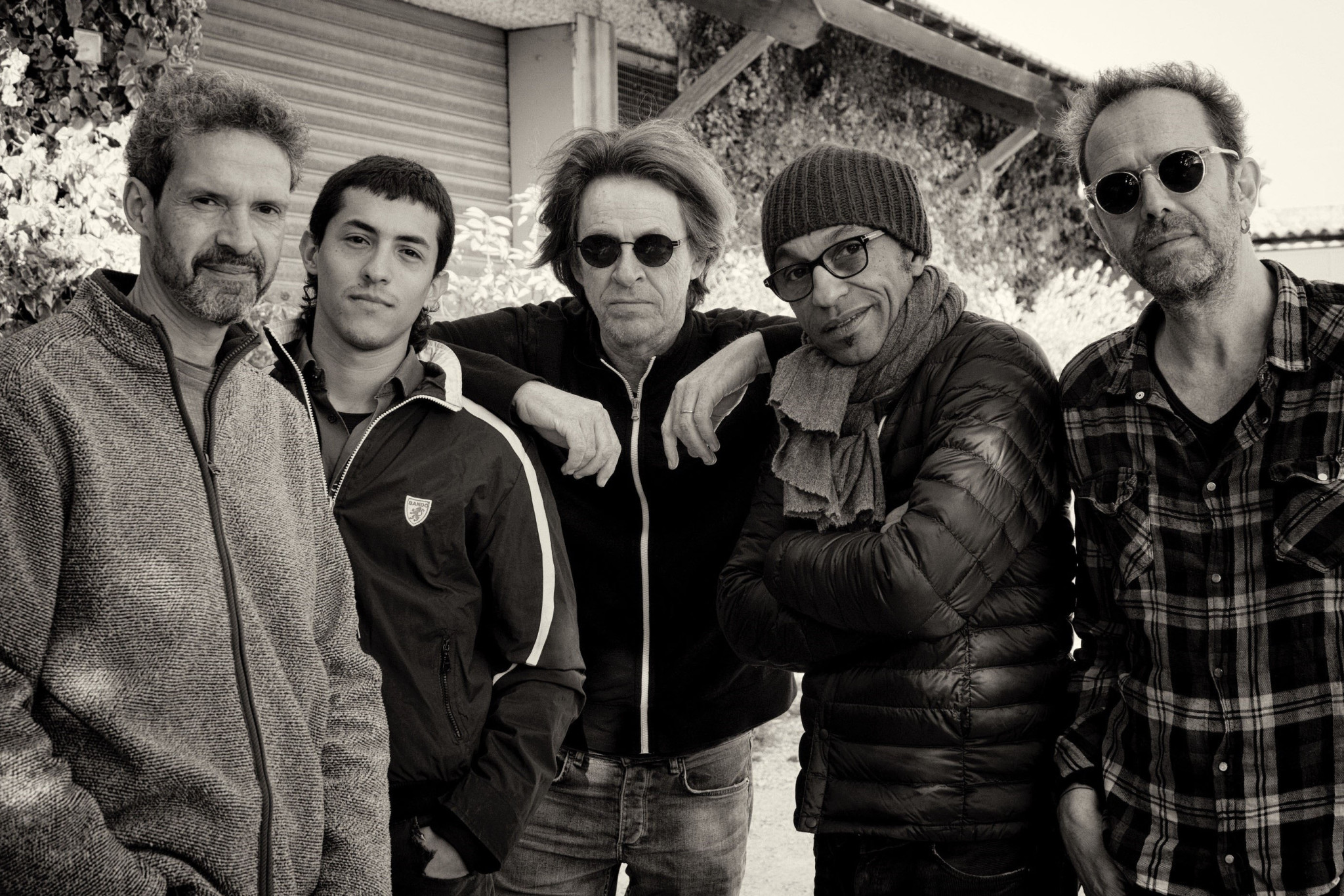 Mike Lindup, Santiago Arias, Dominic Miller, Manu Katché, Nicolas Fiszman