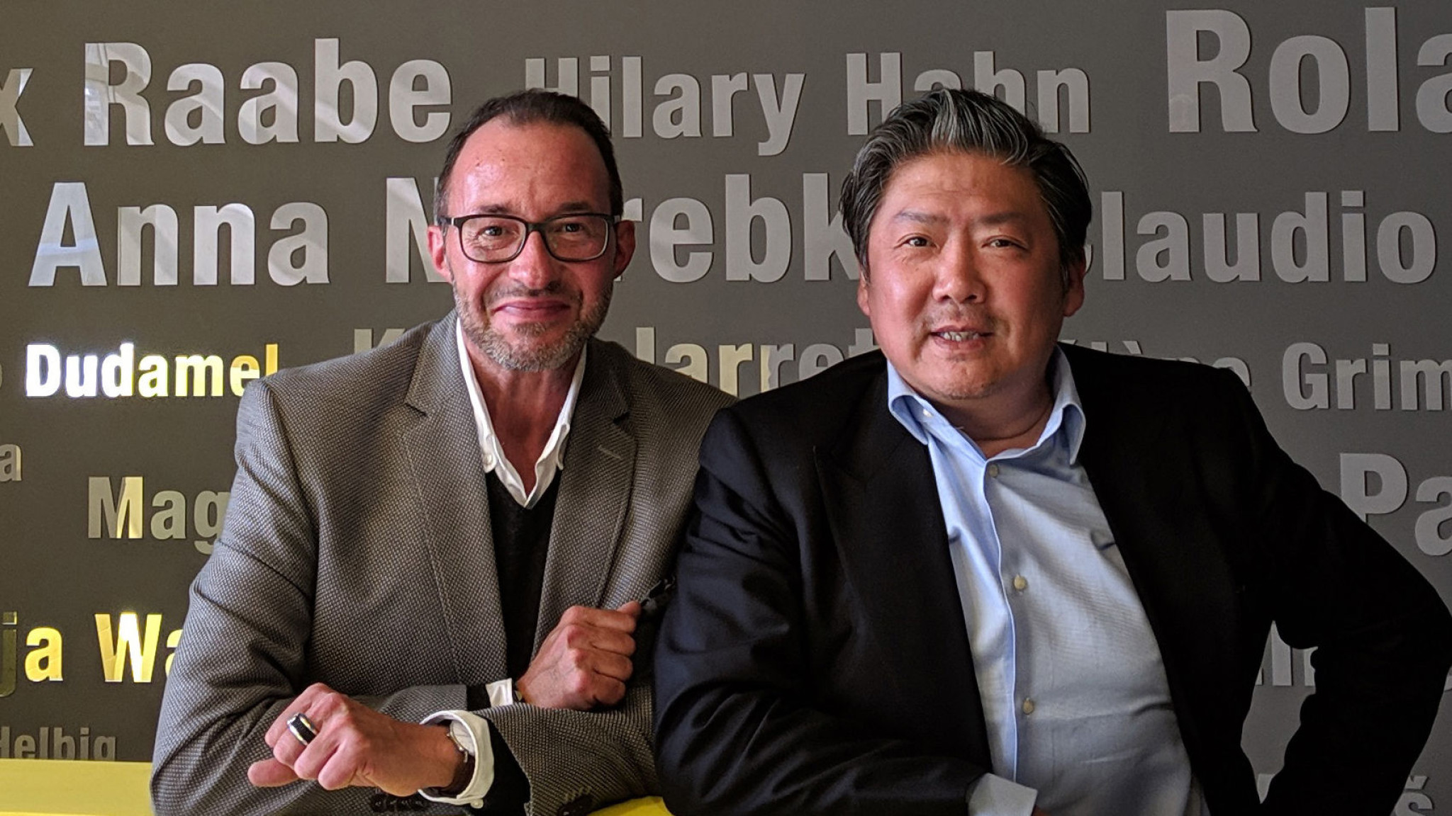 Lass uns über China reden - Long Yu ist zu Gast in Holger Wemhoffs Podcast