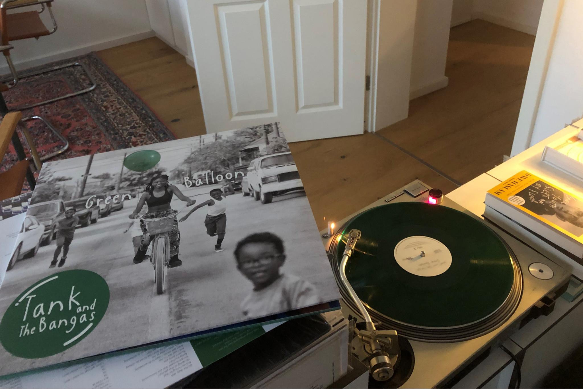 Wenn morgen heute schon gestern wär’ - Tank and The Bangas auf LP