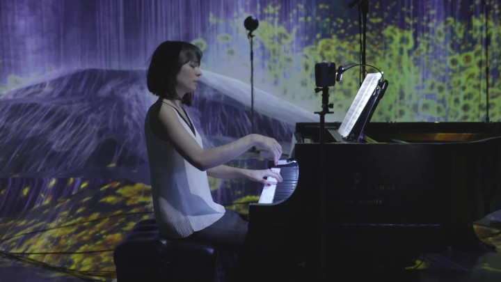 Alice Sara Ott - Debussy: Rêverie, L. 68 (Live from Yellow Lounge Tokyo)