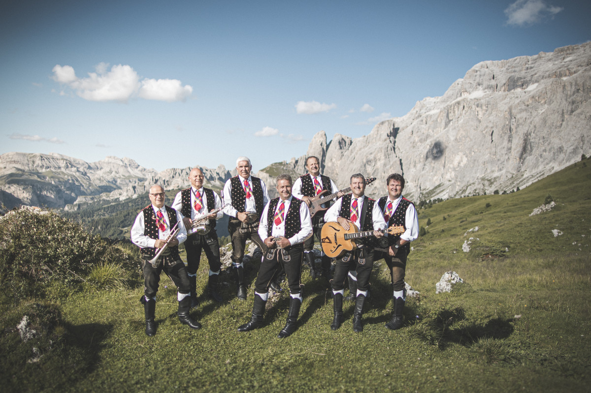 Kastelruther Spatzen Pressefoto 2019 - 1