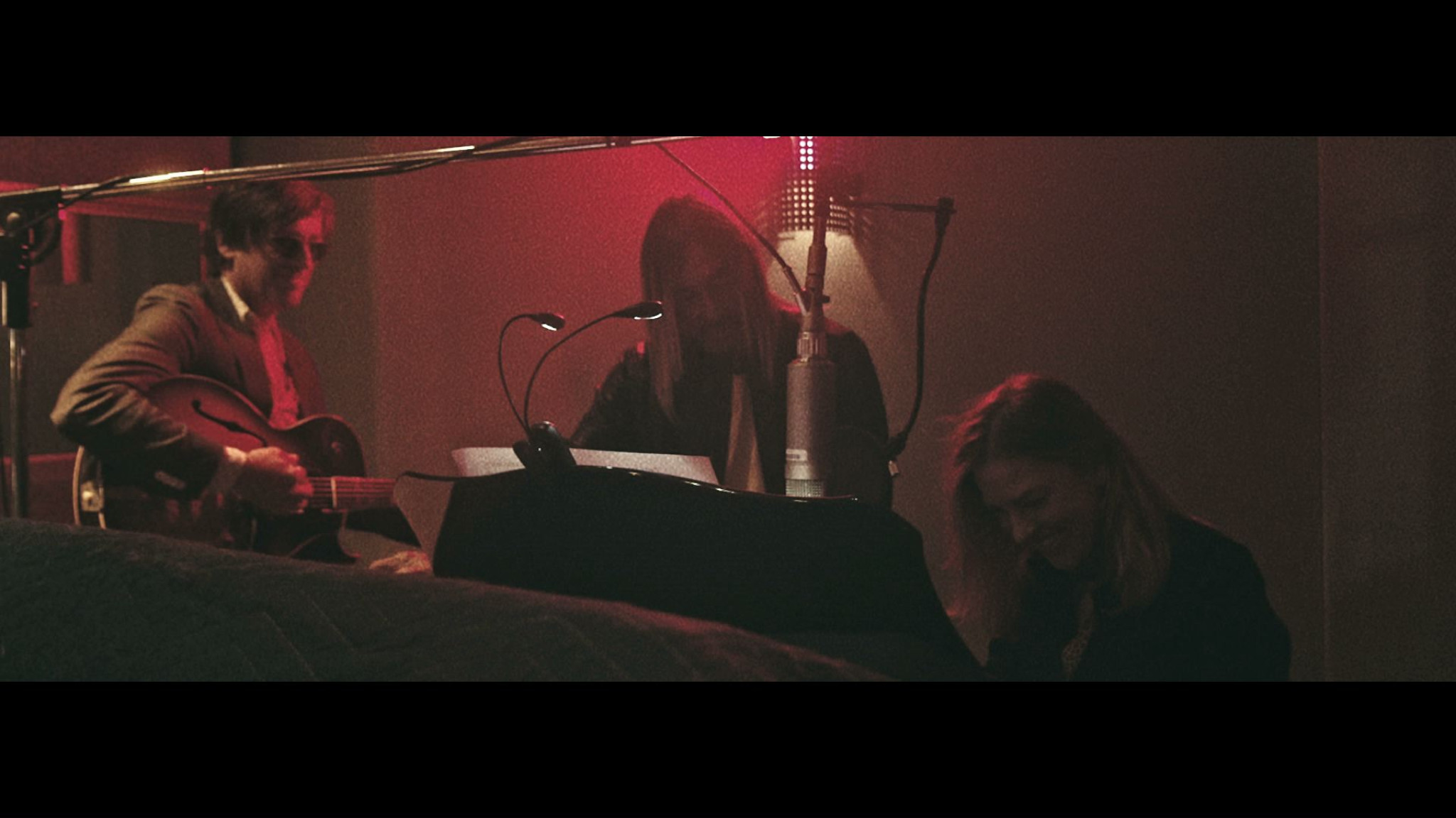 C’est Si Bon (Thomas Dutronc ft. Iggy Pop & Diana Krall)