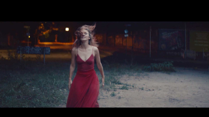 Taube Hip-Hop Weltmeisterin tanzt zu Beethovens 5. Symphonie